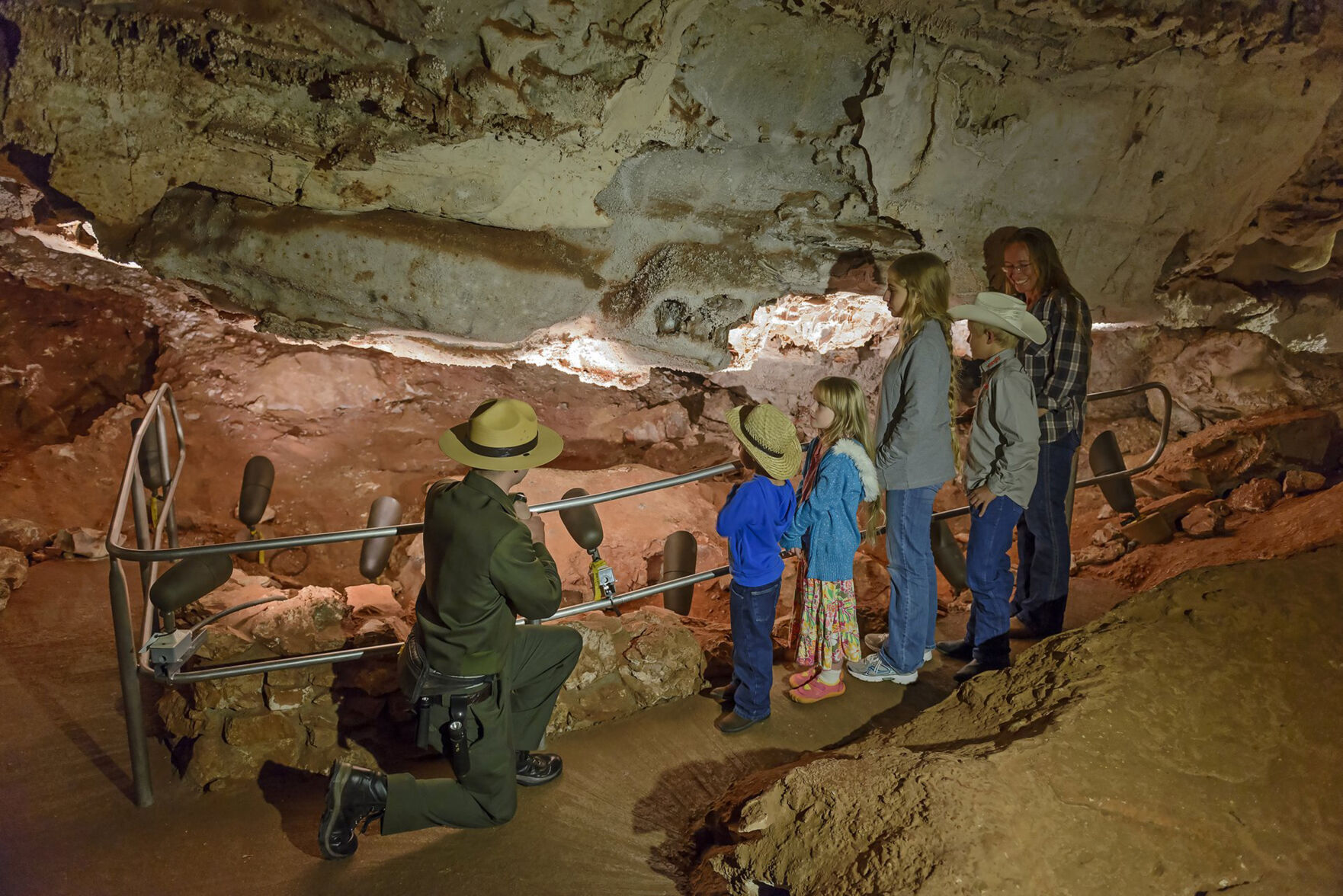 5. Wind Cave & Jewel Cave, Custer